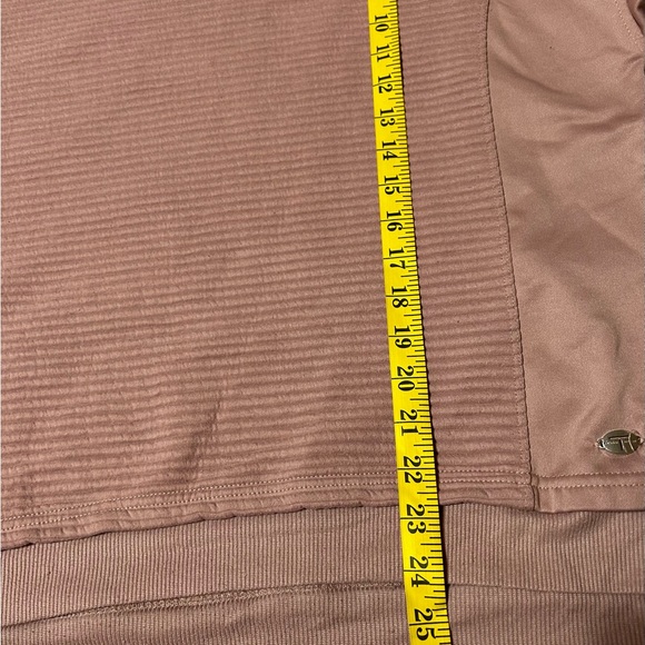 Tahari Sport TurtleNeck sweater Women’s Size Xl With thumbholes Pale Pink 13 - Picture 7 of 8